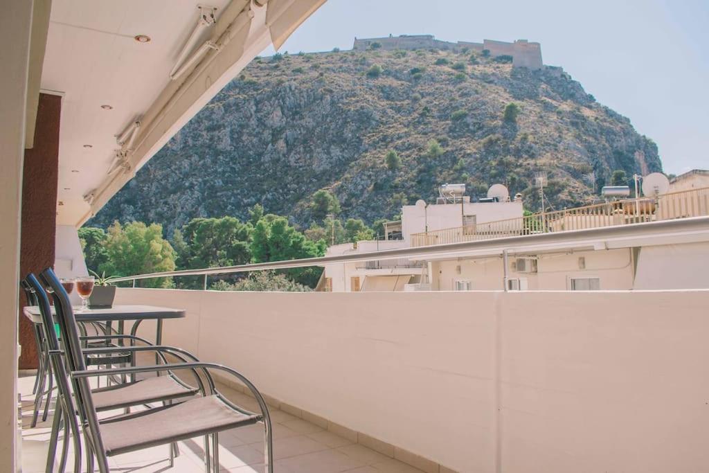 Theasis Luxury Apartment *